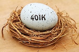 an egg symbolizing 401(k) retirement plans